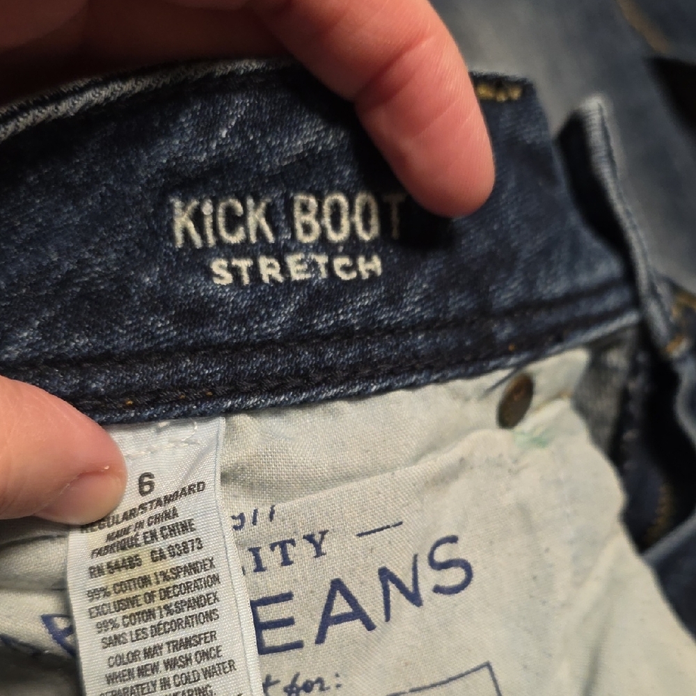 Women's American Eagle Jeans Size 6